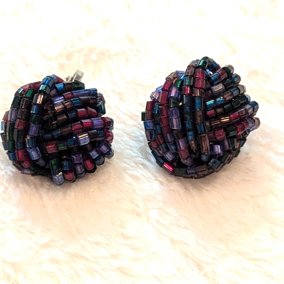 Vintage Multicolor (Blue, Red, Purple) Beaded Button Clip Earrings - Picture 3 of 5
